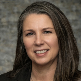 Leigh Davis